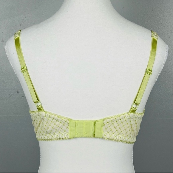 B.tempt’d by Wacoal light green underwire adjustable strap bra, size 36D. - Picture 4 of 9
